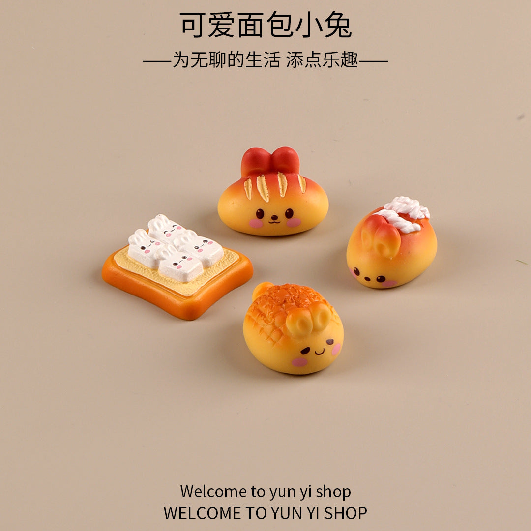 可爱卡通面包小兔子微景观创意摆件装饰品配件车载桌面树脂小摆件