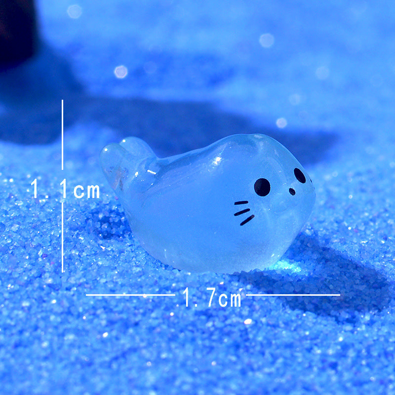 Objella - Glow Seal Pose Miniature Ornament