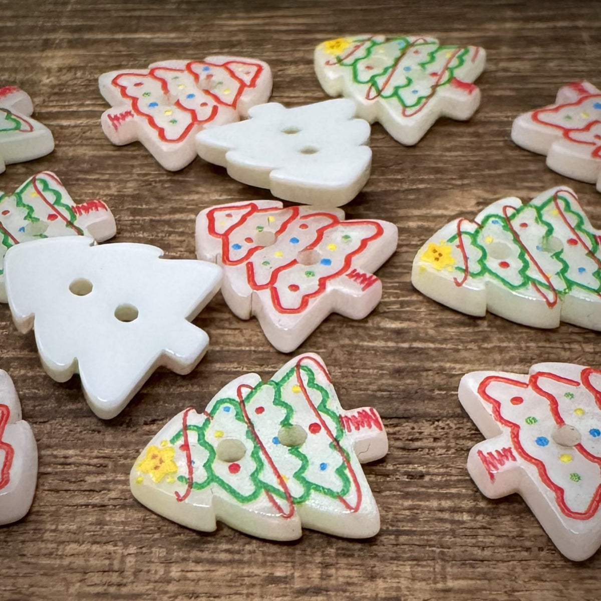 Bunli - DIY 10 Pack Decorated Christmas Tree Button