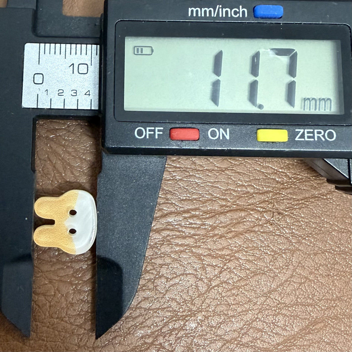可爱小兔子异形扣手工diy衬衫装饰娃衣儿童饰品手工缝纫辅料纽扣