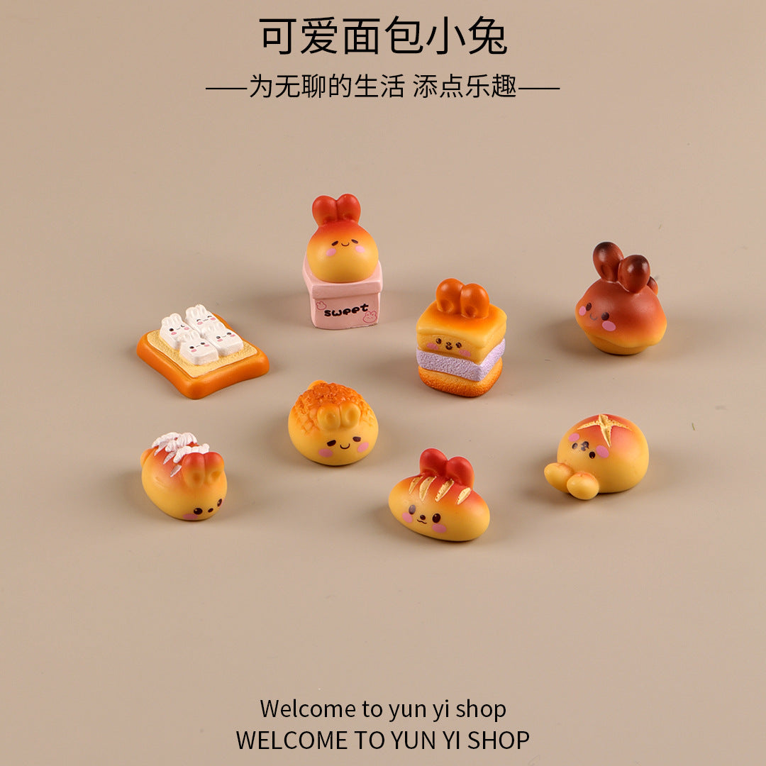 可爱卡通面包小兔子微景观创意摆件装饰品配件车载桌面树脂小摆件