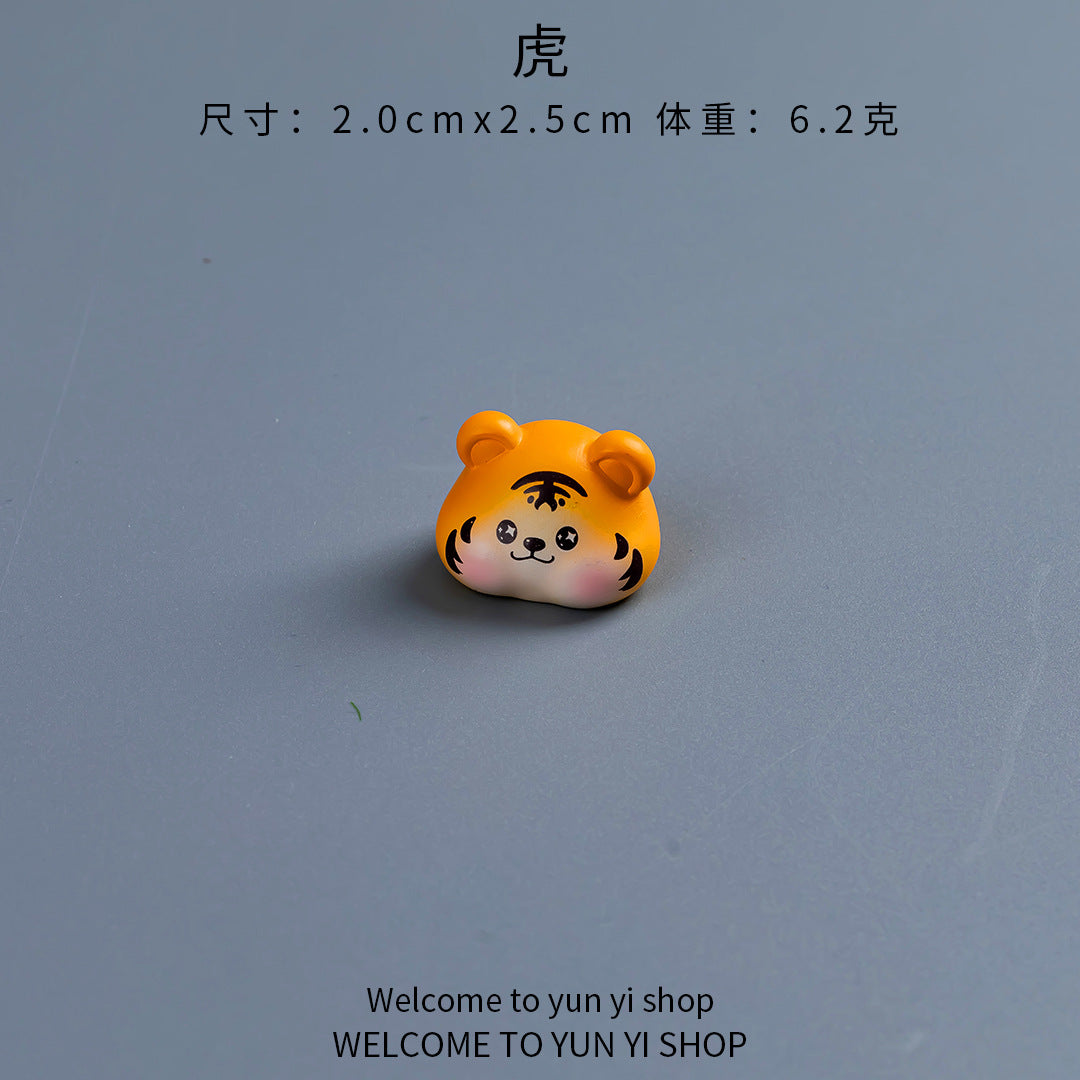 新款十二生肖彩色微景观树脂摆件鼠牛虎兔龙蛇马羊猴鸡狗猪工艺品