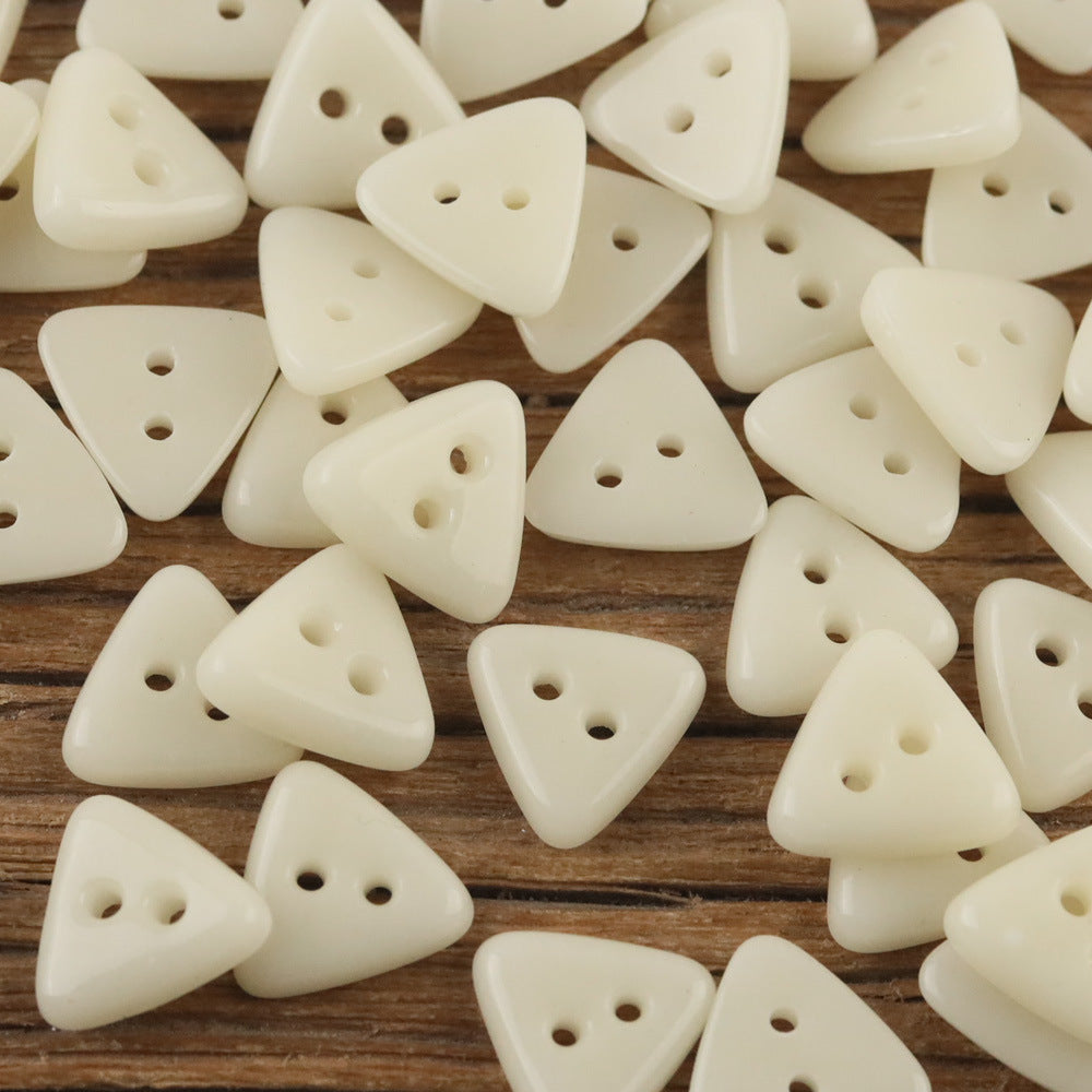 Bunli - DIY 10 Pack Solid-Tone Triangle Button