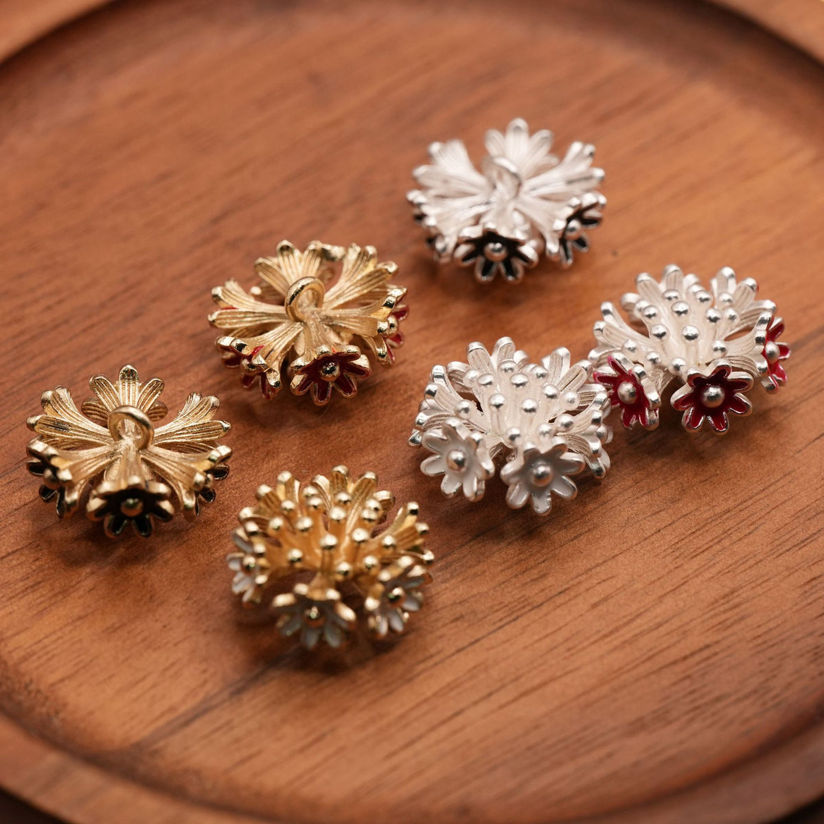 Bunli - DIY 10 Pack Ornate Floral Shank Button