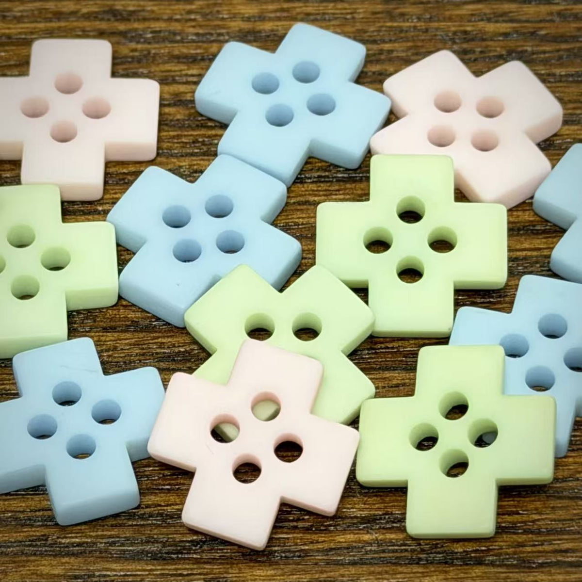Bunli - DIY 10 Pack Puzzle Shape Four Hole Button