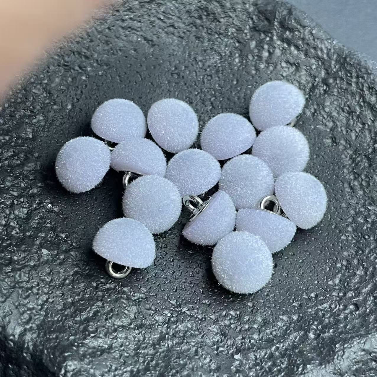 植绒半面切面扣子金属底纽扣极简轻奢风羊毛衫衬衫开衫装饰辅料扣