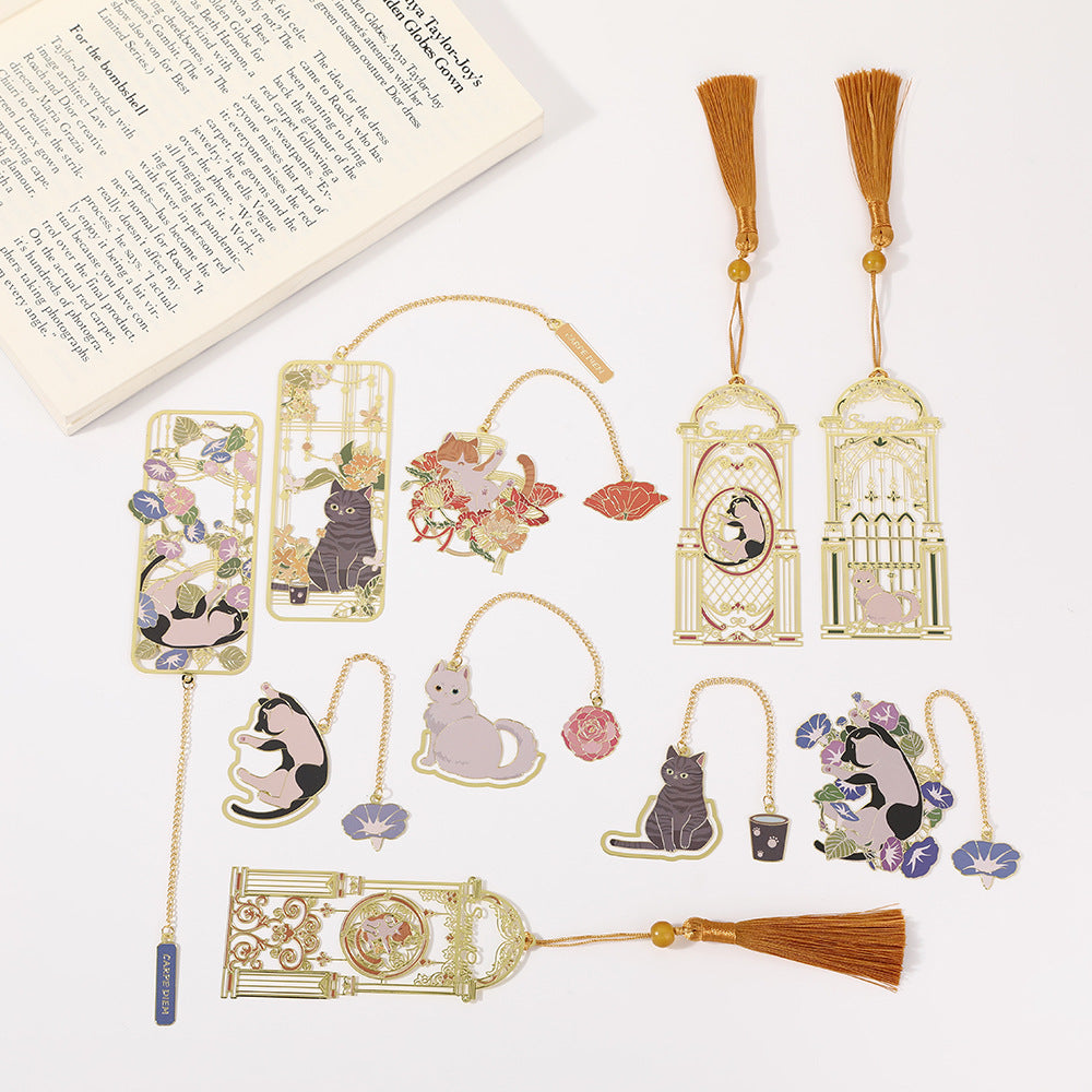 Novellea - Cat-Pose Chain-or-Tassel Bookmark