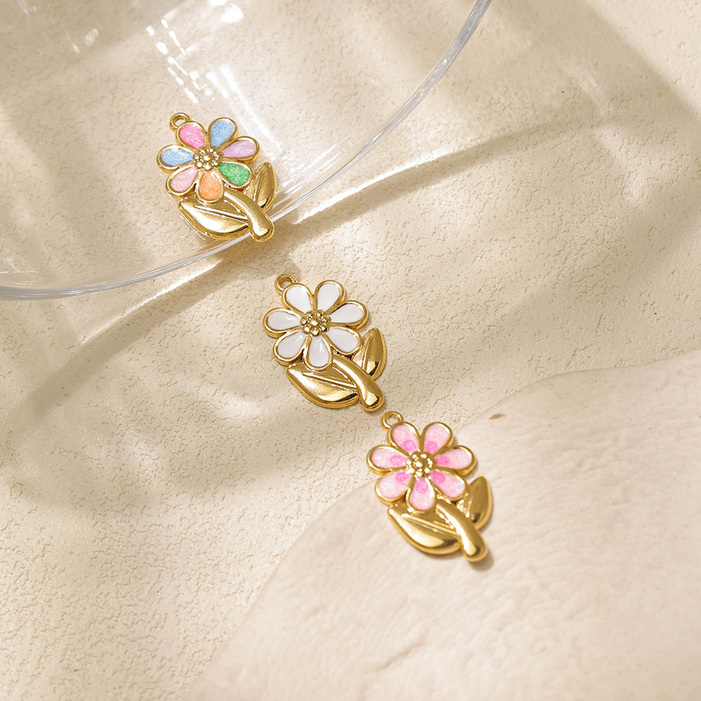Elvane - Glossy Daisy Leaf Pendant Only