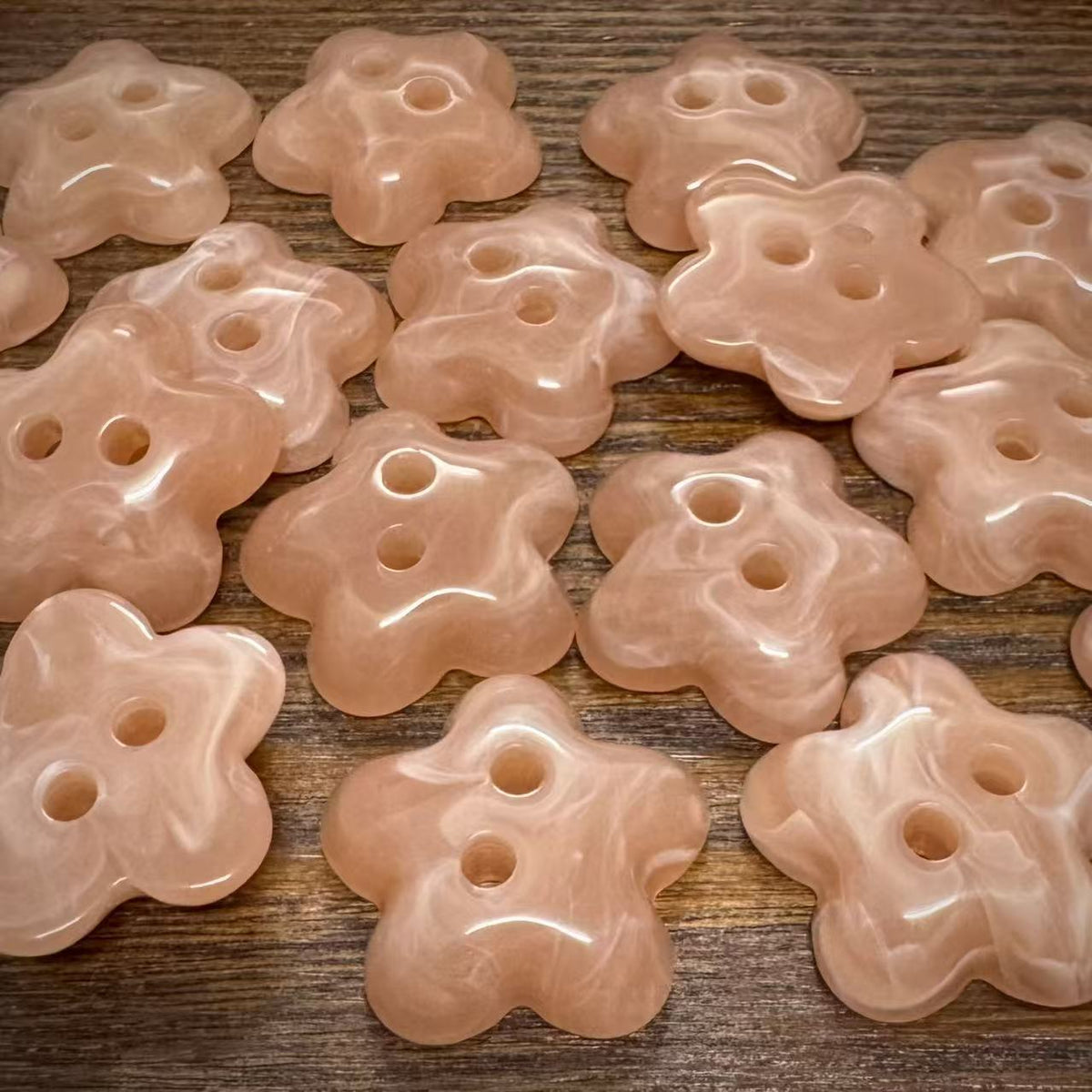 Bunli - DIY 10 Pack Dusty-Pink Glossy Flower Button