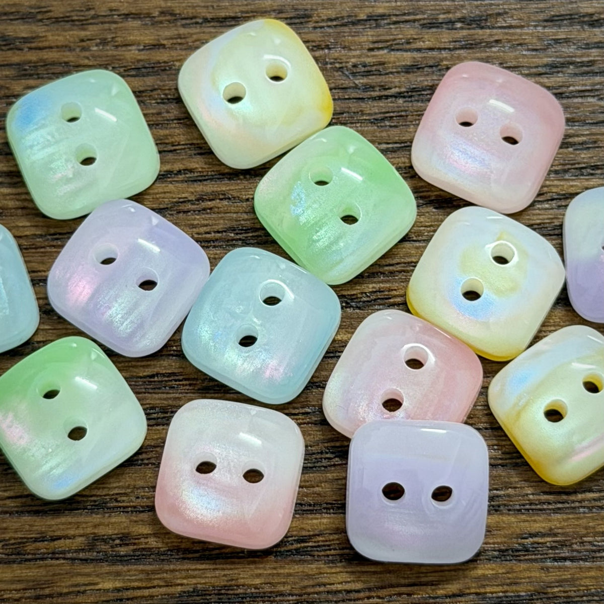 Bunli - DIY 10 Pack Faceted Square Two-Hole Button