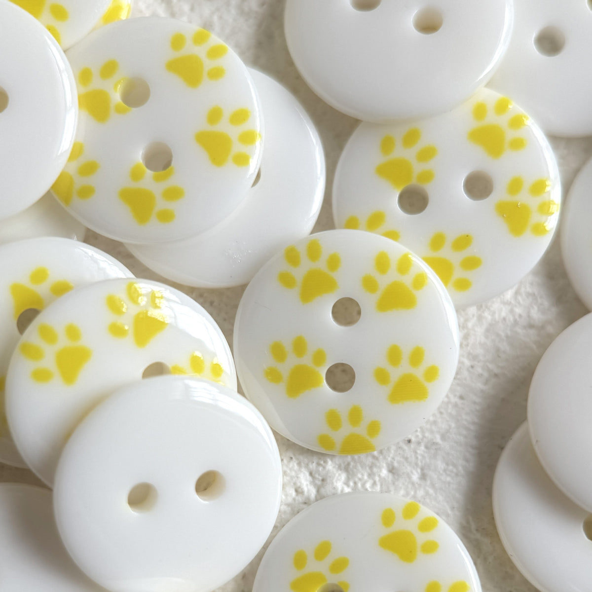 Bunli - DIY 10 Pack Multicolor Paw-Print Round Button