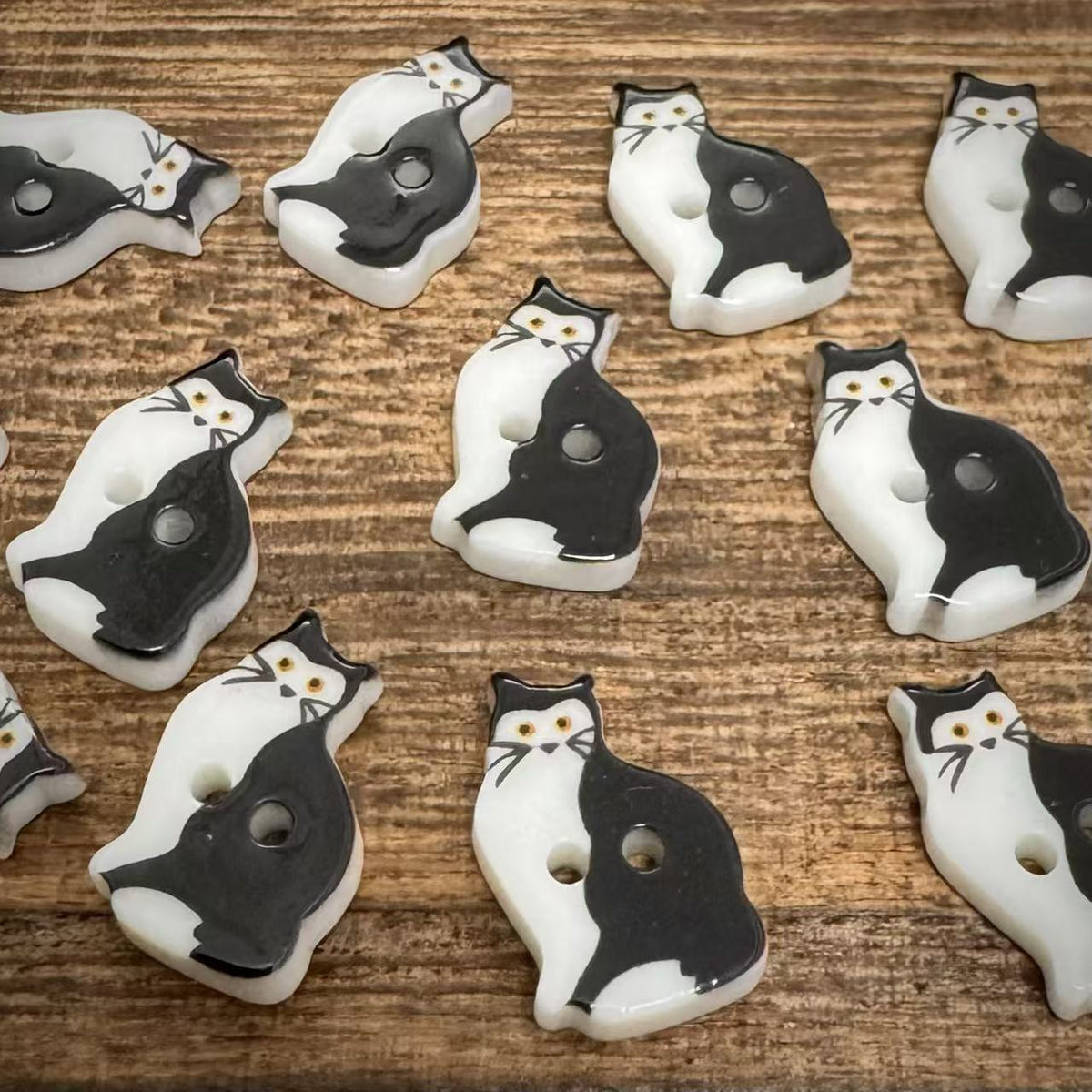 Bunli - DIY 10 Pack Cow Cat Two Hole Button