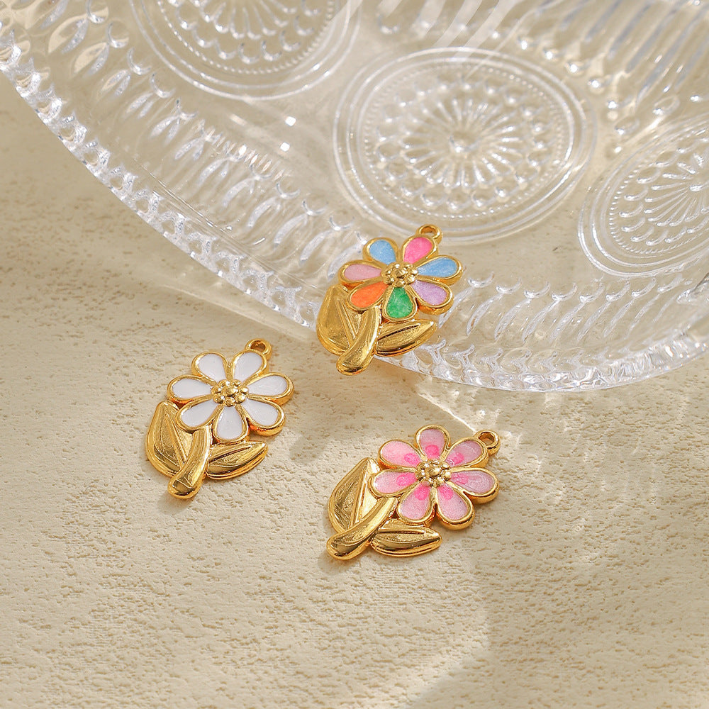Elvane - Glossy Daisy Leaf Pendant Only
