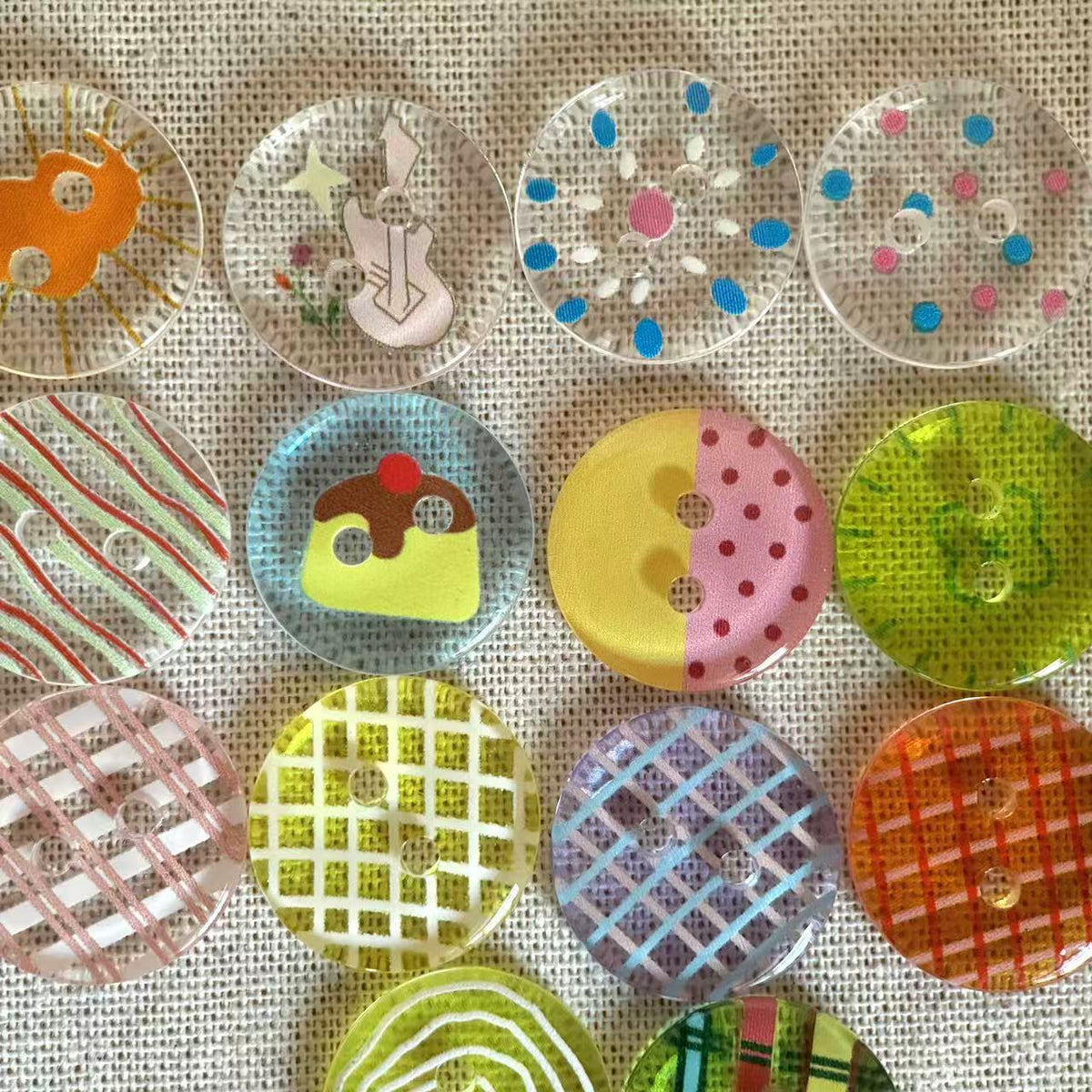 Bunli - DIY 10 Pack Transparent Mixed-Pattern Round Button