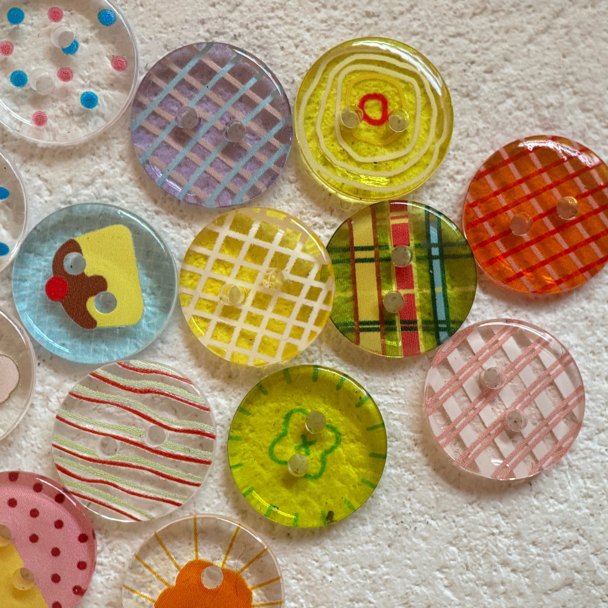 Bunli - DIY 10 Pack Transparent Mixed-Pattern Round Button