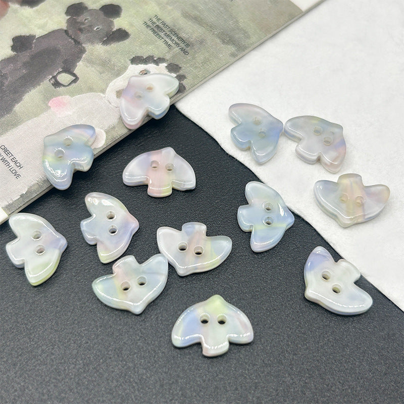 炫彩小鱼蝴蝶元宝云朵星星三角不规则两眼渐变色纽扣童装女装DIY