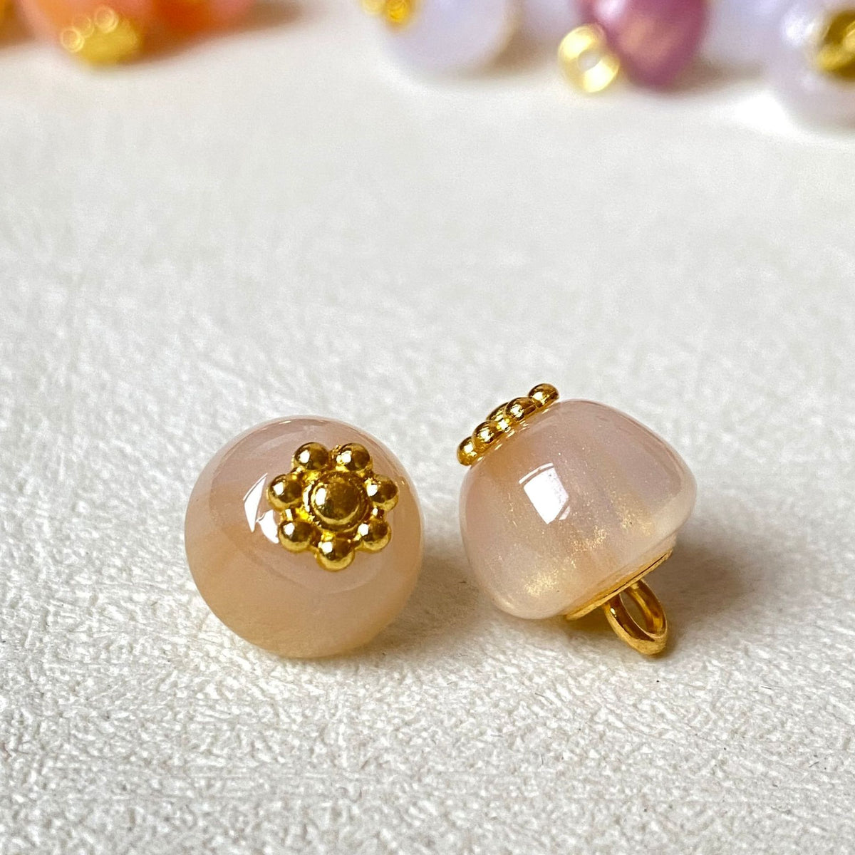 Bunli - DIY 10 Pack Apple-Shaped Floral Shank Button