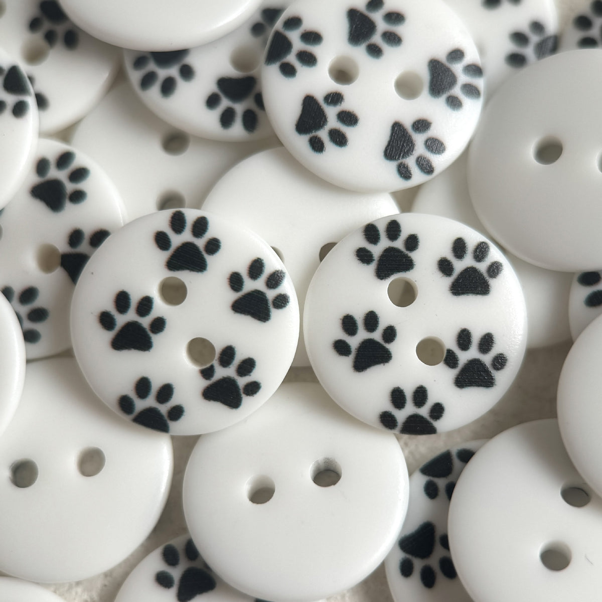 Bunli - DIY 10 Pack Multicolor Paw-Print Round Button
