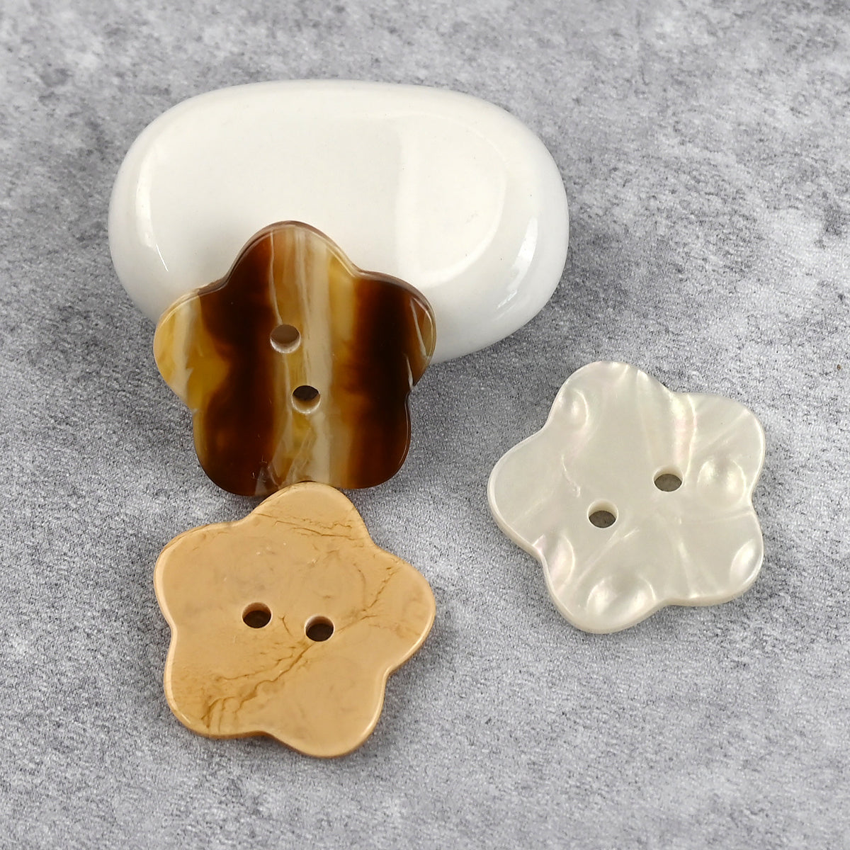 Bunli - DIY 10 Pack Luminous Star Two-Hole Button