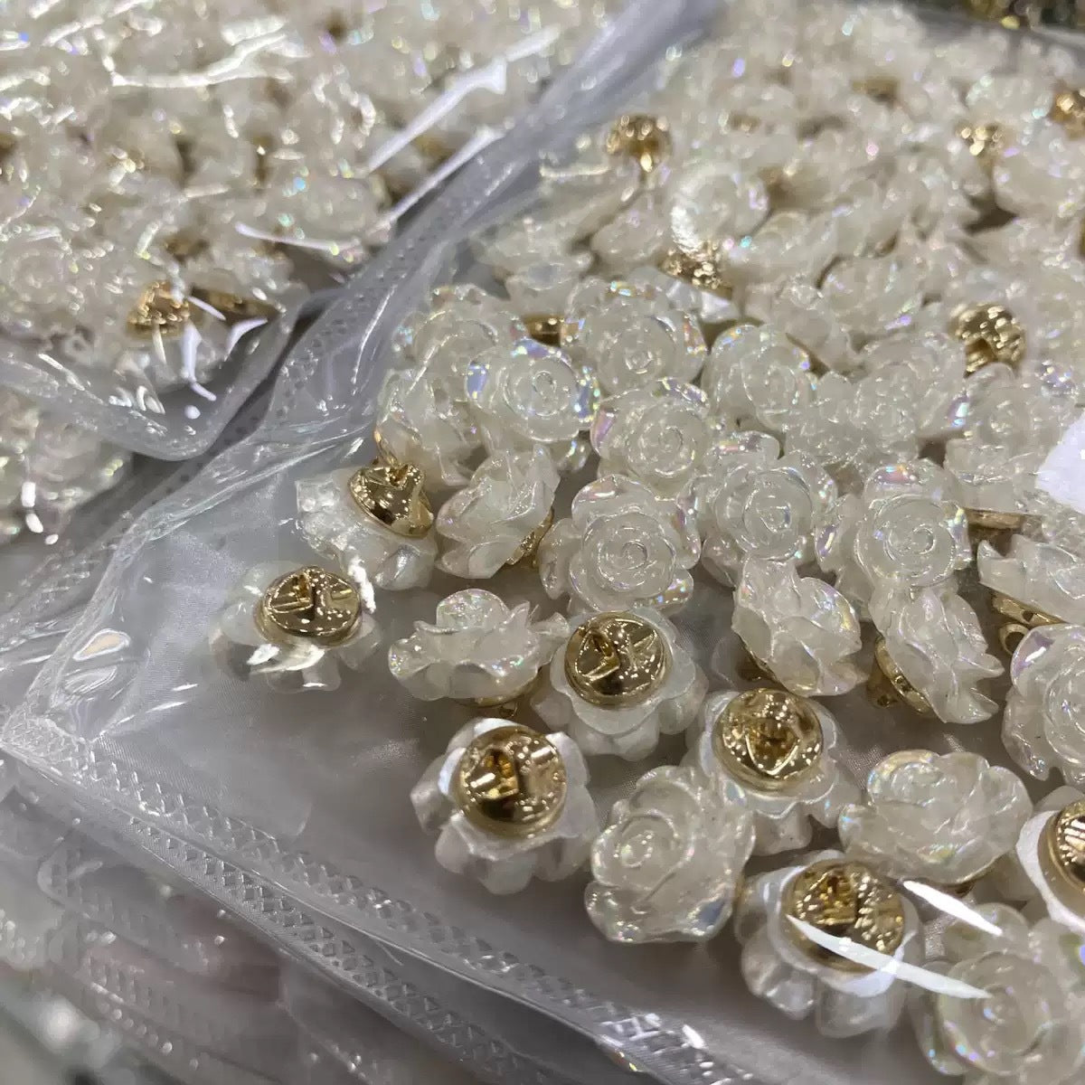 珍珠立体栀子花朵彩光纽扣旗袍服装扣子针织开衫衬衣服装饰扣