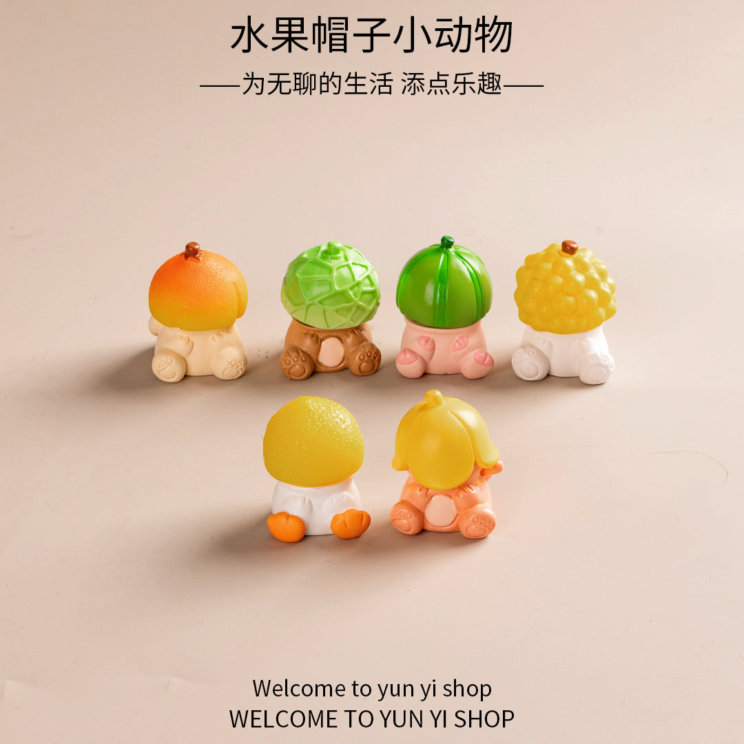 创意可爱水果帽子动物微景观盲盒装饰品配件办公室桌面迷你小摆件