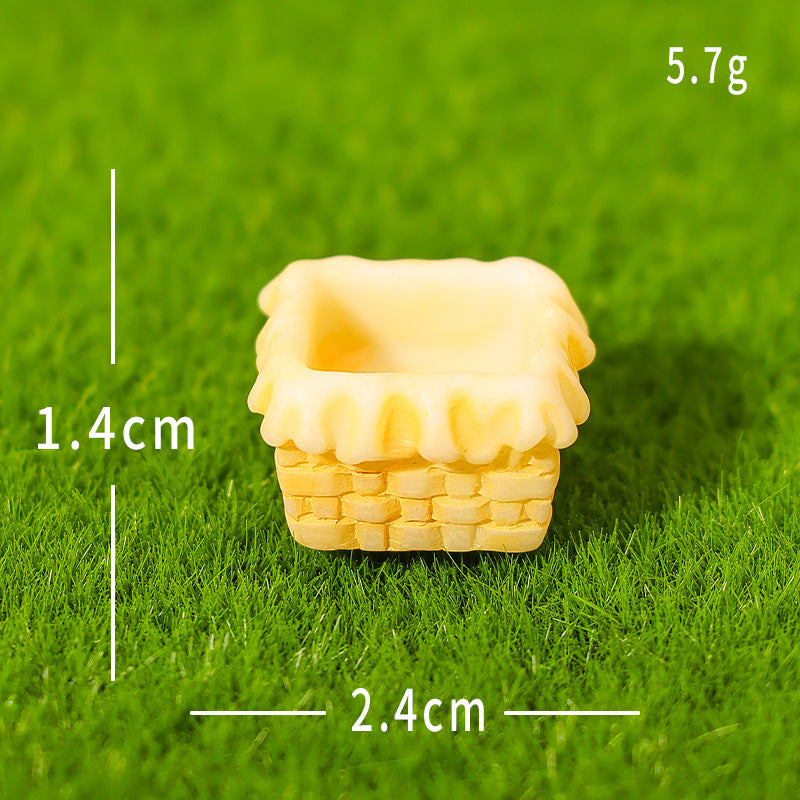 Objella - Flower Garden Scene Miniature Ornament