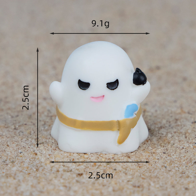 Objella - Pirate Ghost Treasure Miniature Ornament