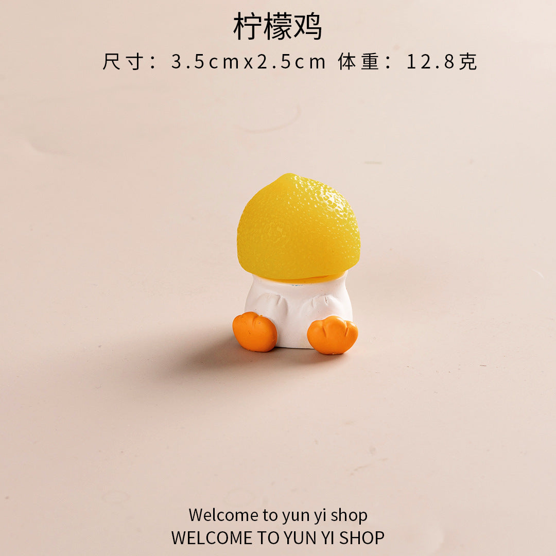 创意可爱水果帽子动物微景观盲盒装饰品配件办公室桌面迷你小摆件
