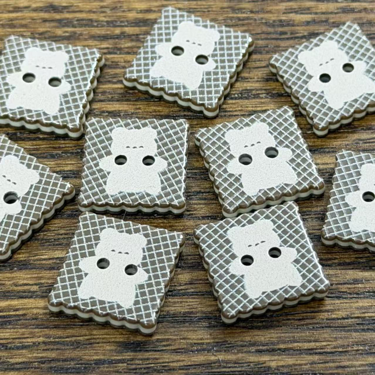 Bunli - DIY 10 Pack Bear Waffle Two-Hole Button