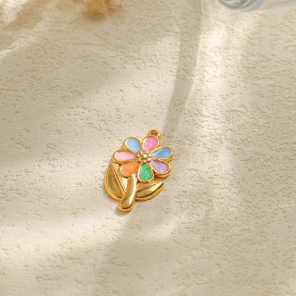 Elvane - Glossy Daisy Leaf Pendant Only