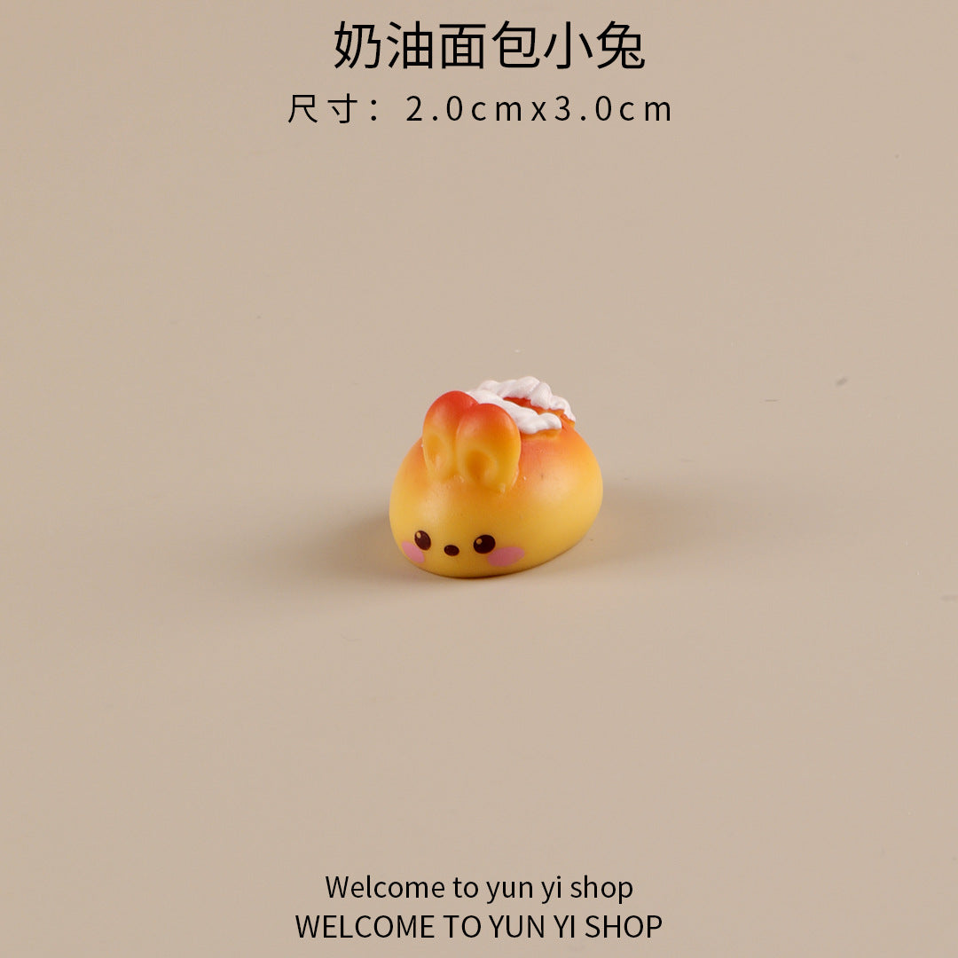 可爱卡通面包小兔子微景观创意摆件装饰品配件车载桌面树脂小摆件