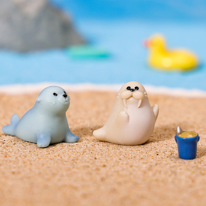 Objella - Marine Mammal Pose Miniature Ornament