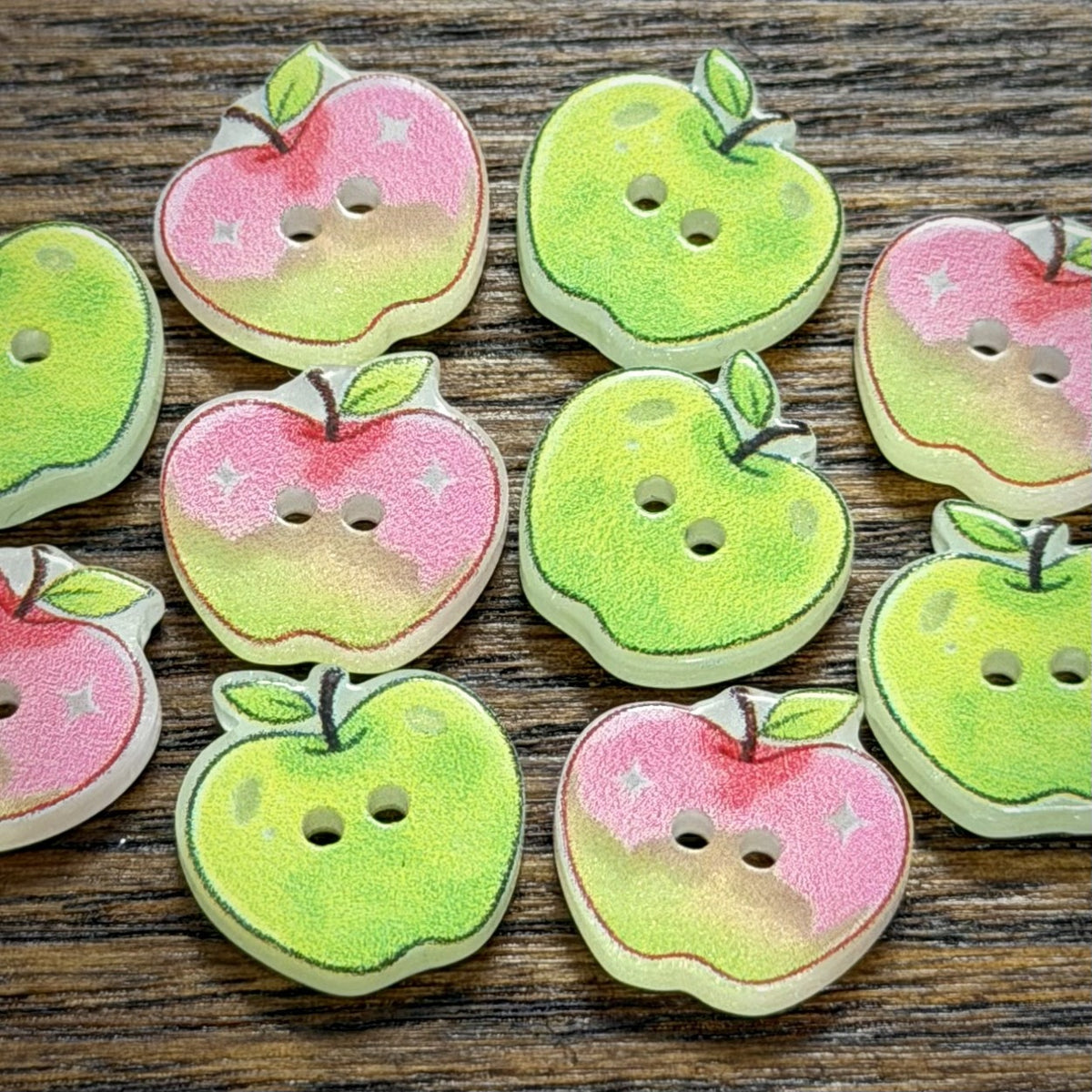 Bunli - DIY 10 Pack Apple Shape Two Hole Button