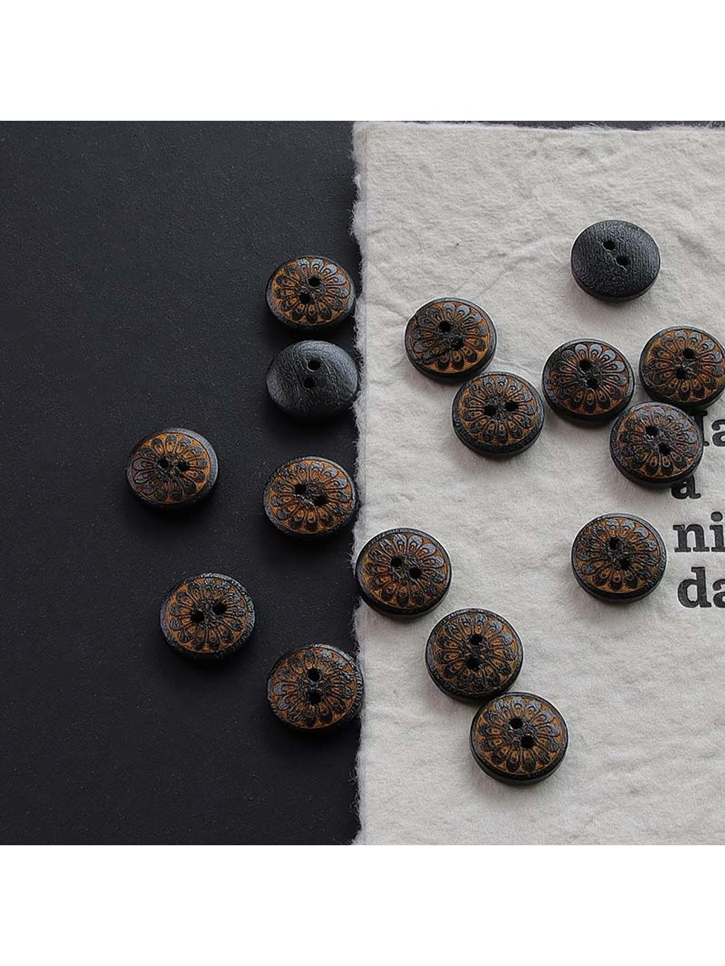 Bunli - DIY 10 Pack Vintage Style Four-Hole Buttons