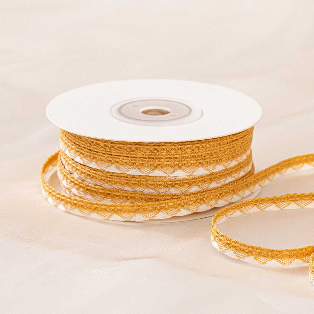 Rivora - DIY Decorative Scalloped Ribbon Trim