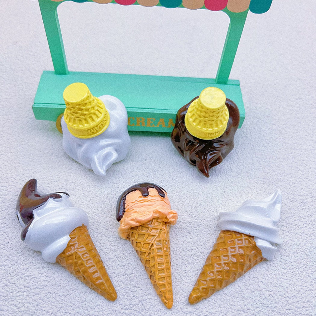 Chivy - DIY Cartoon Ice Cream Cone Plastic Accessory
