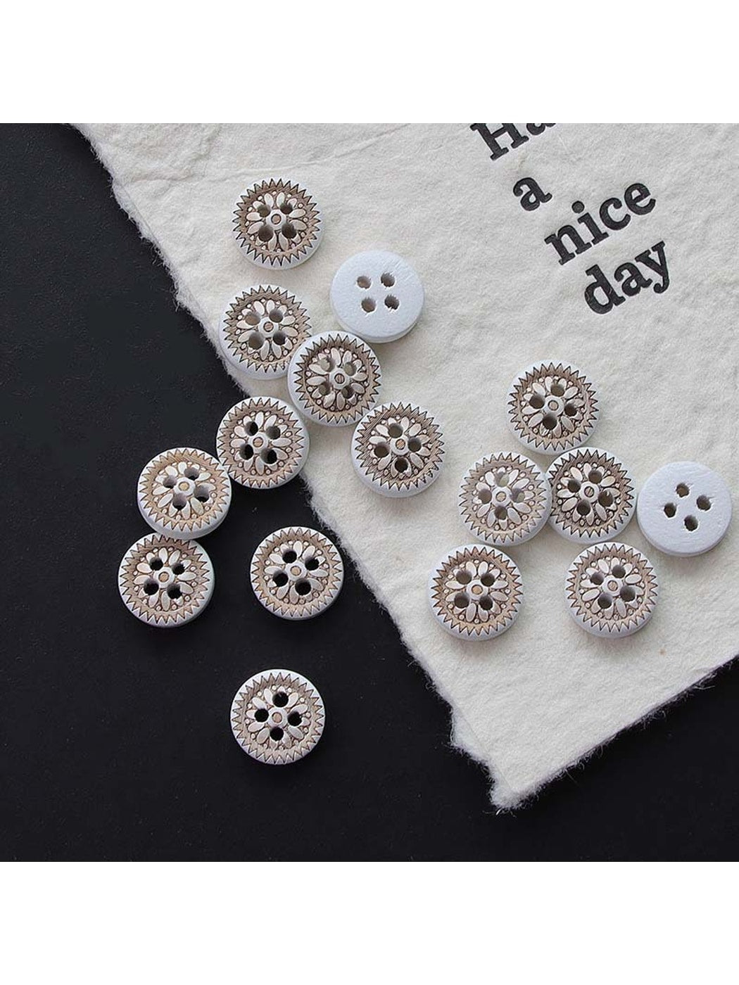 Bunli - DIY 10 Pack Vintage Style Four-Hole Buttons