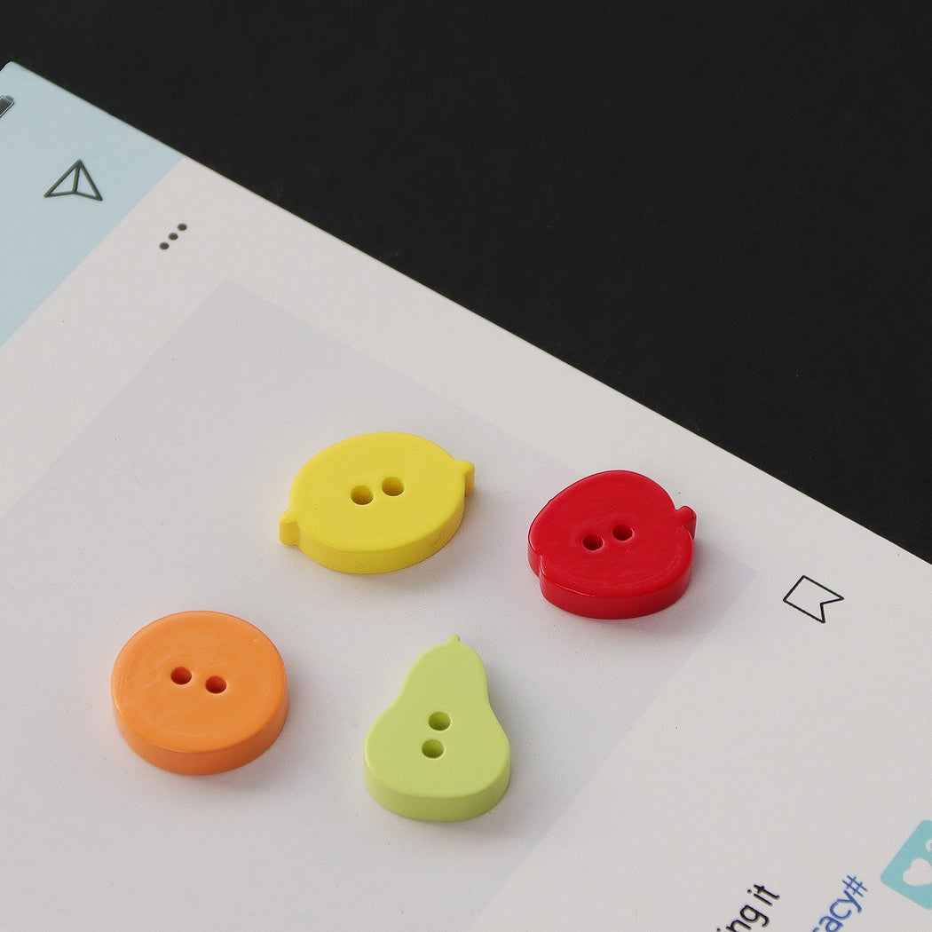 Bunli - 10 Pack DIY Fruit Shape 2-Hole Buttons