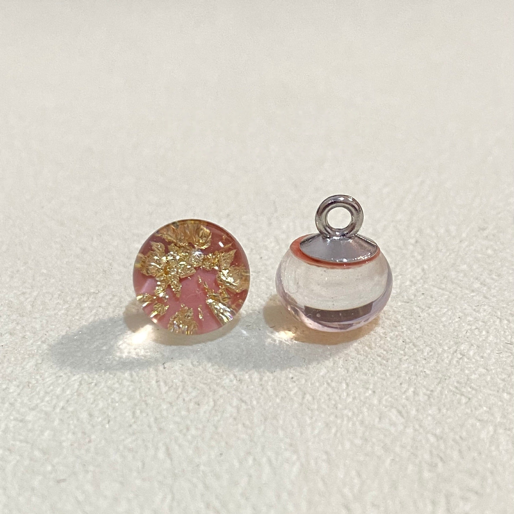Bunli - Oval Gilded Swirl Shank Button