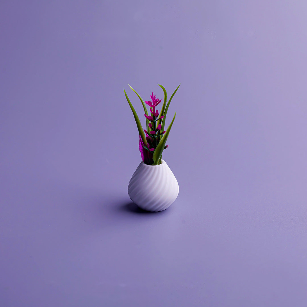 Objella - Floral Mini Vase Miniature