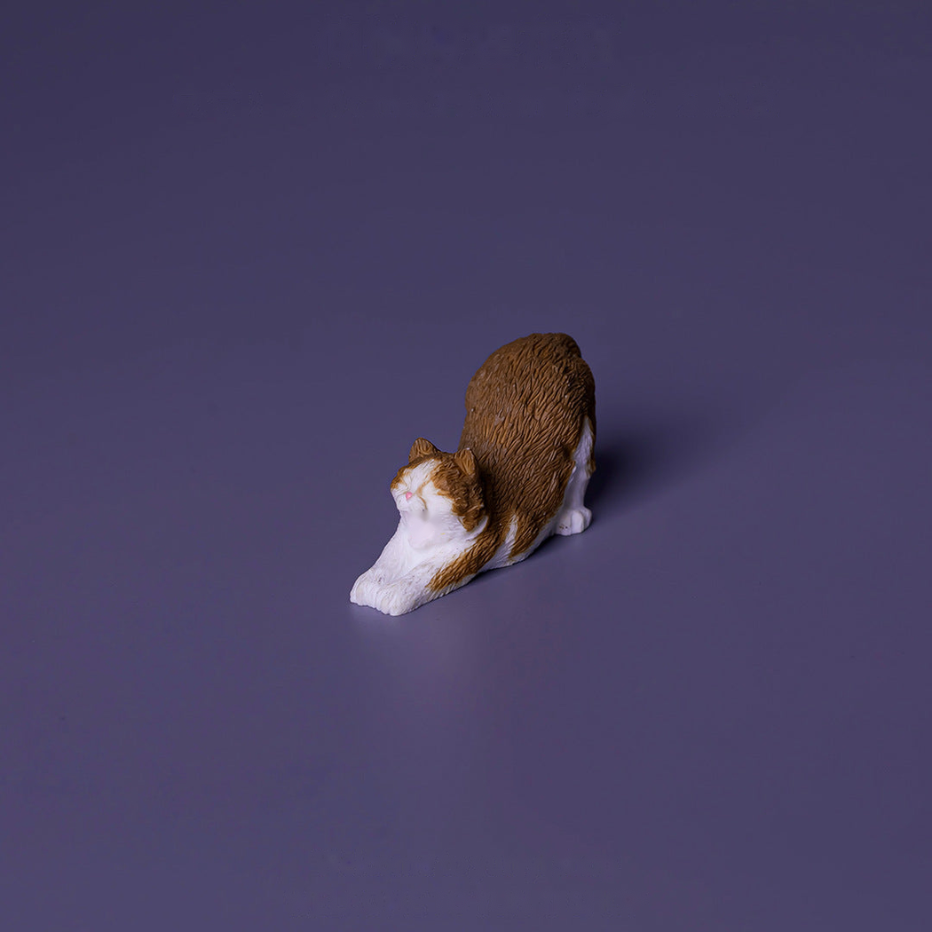 Objella - Realistic Ten-Style Cat Figurine