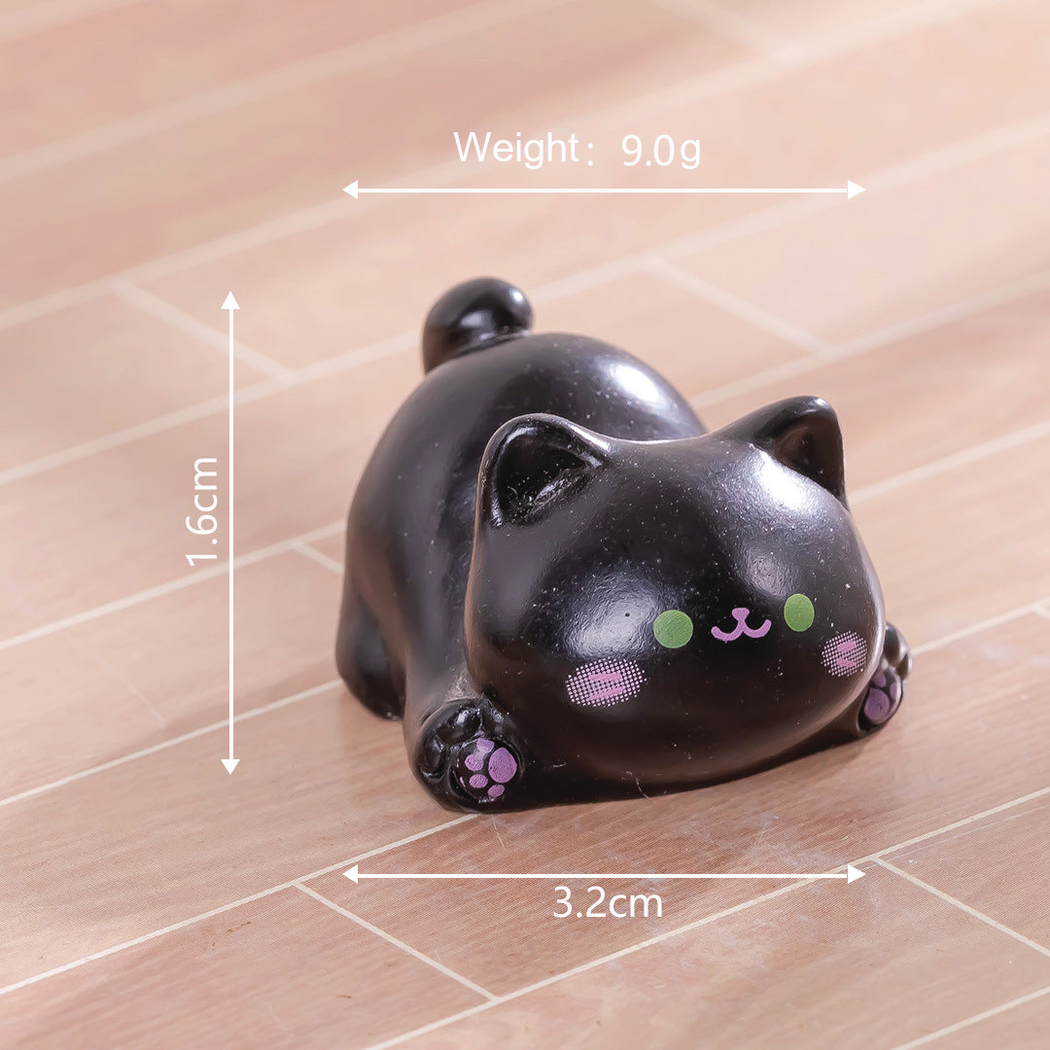 Objella - Cartoon Nine-Style Cat Figurine