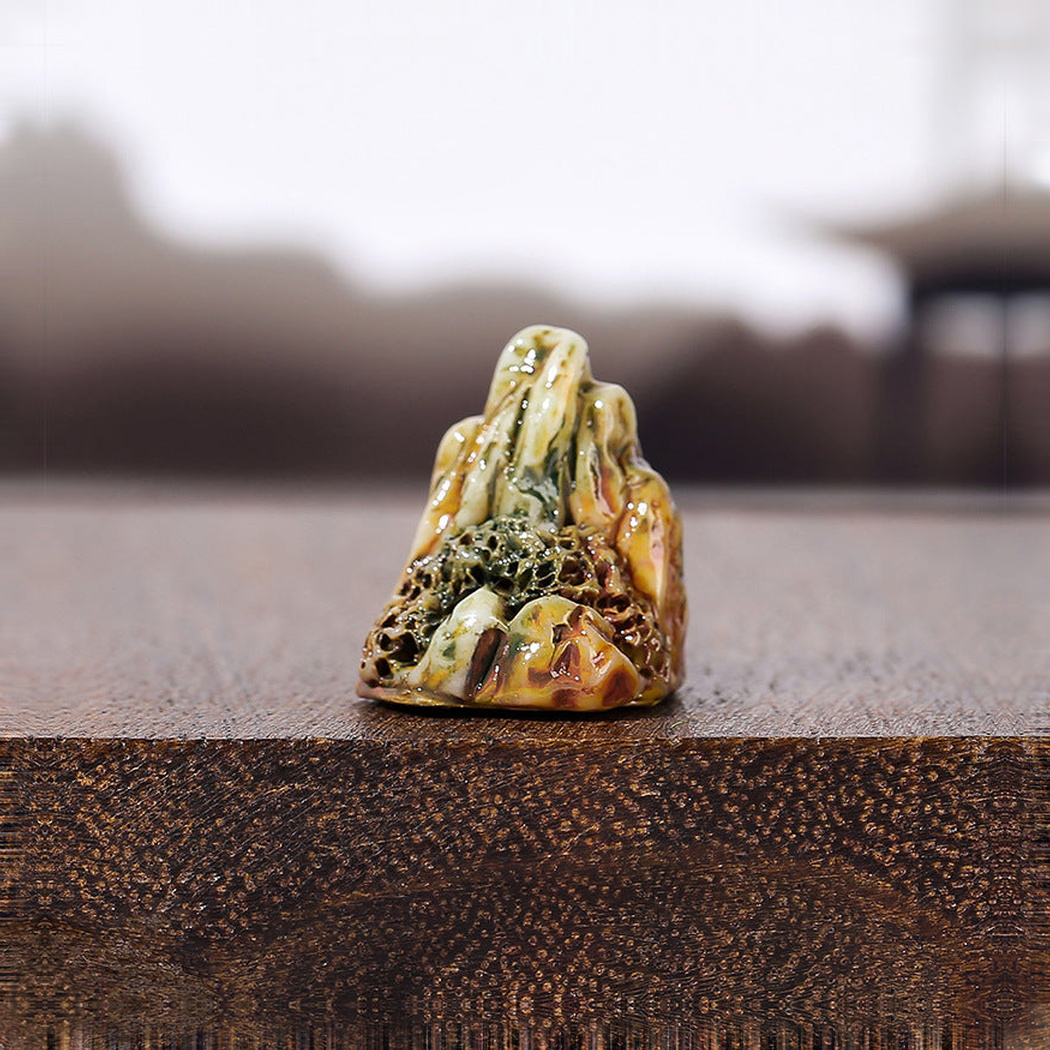 Objella - Colorful Faux Rock Aquarium Miniature