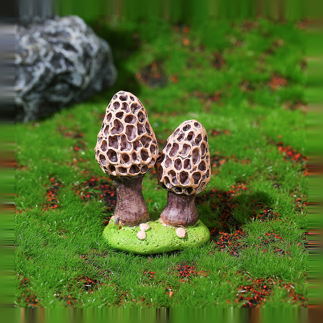 Objella - Moss Garden Eight-Mushroom Figurine