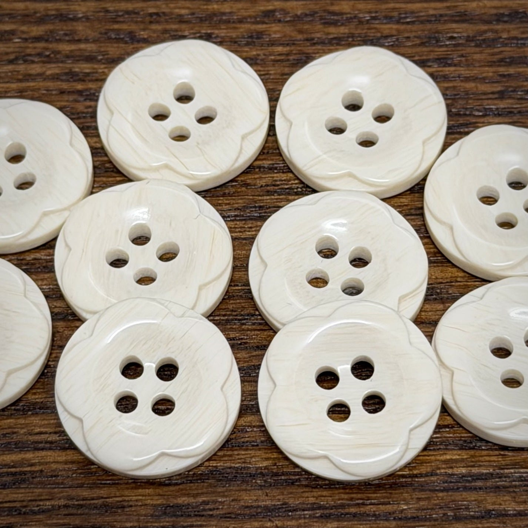 Bunli - DIY 10 Pack Petal Edge Pearl Sheen Button
