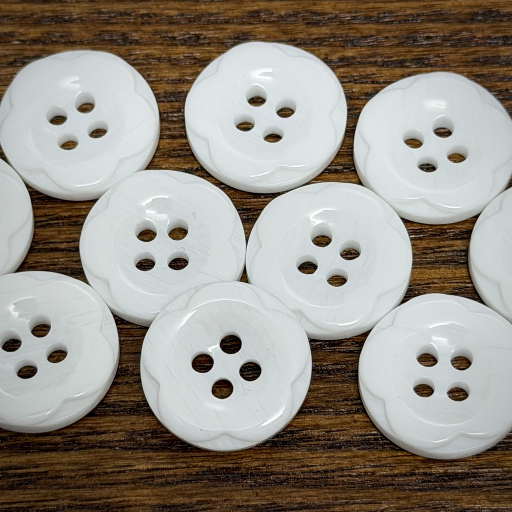 Bunli - DIY 10 Pack Petal Edge Pearl Sheen Button