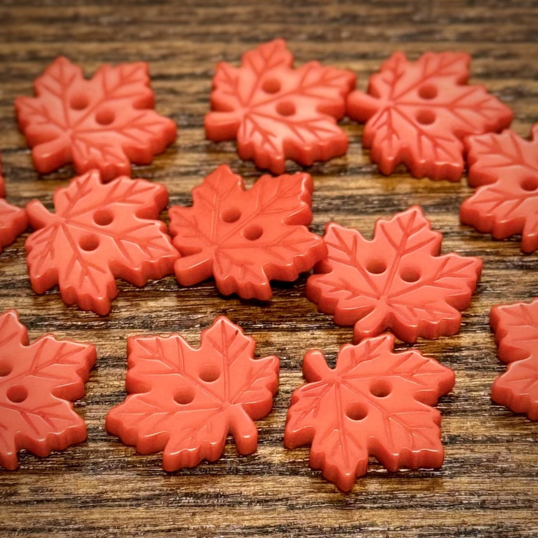 Bunli - DIY 10 Pack Maple Leaf Veined Button