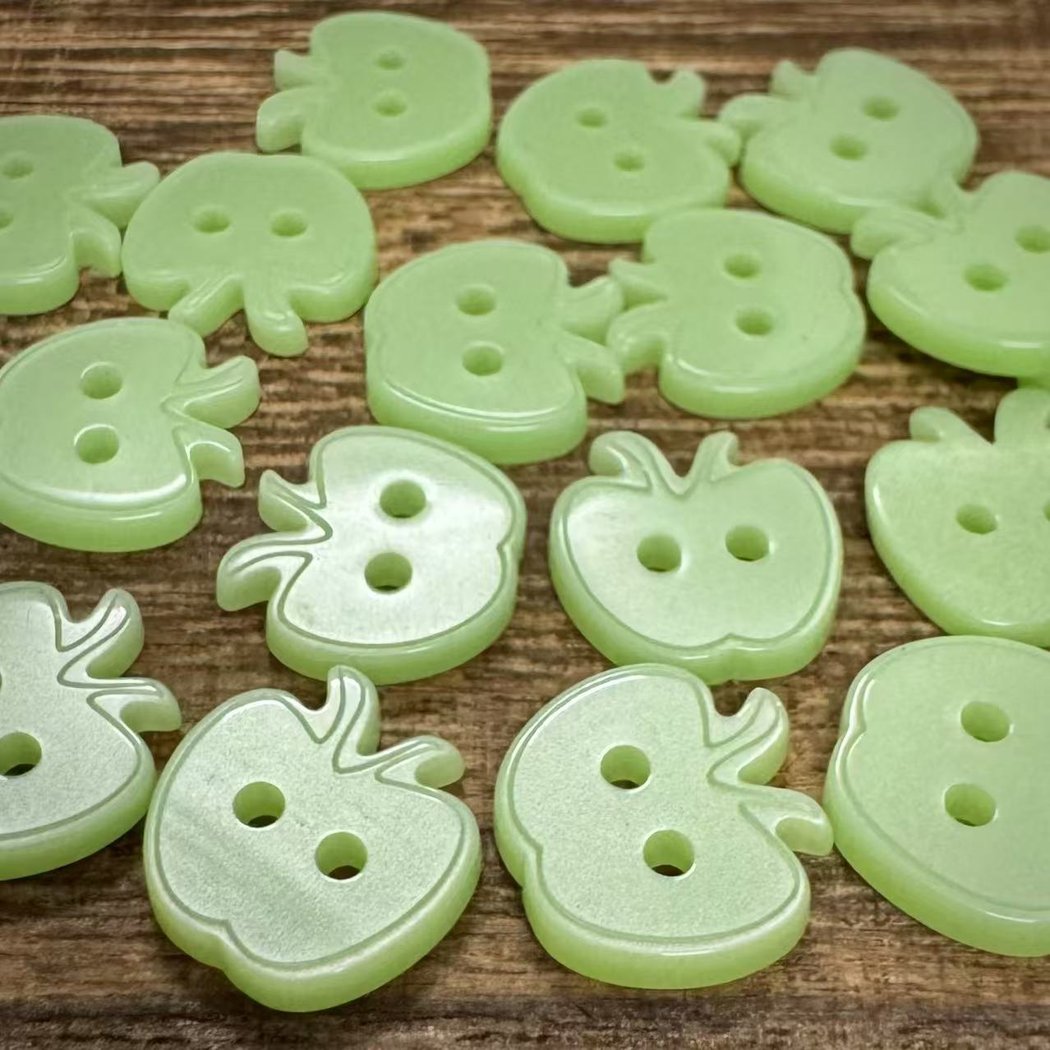 Bunli - DIY 10 Pack Apple Pale Green Button