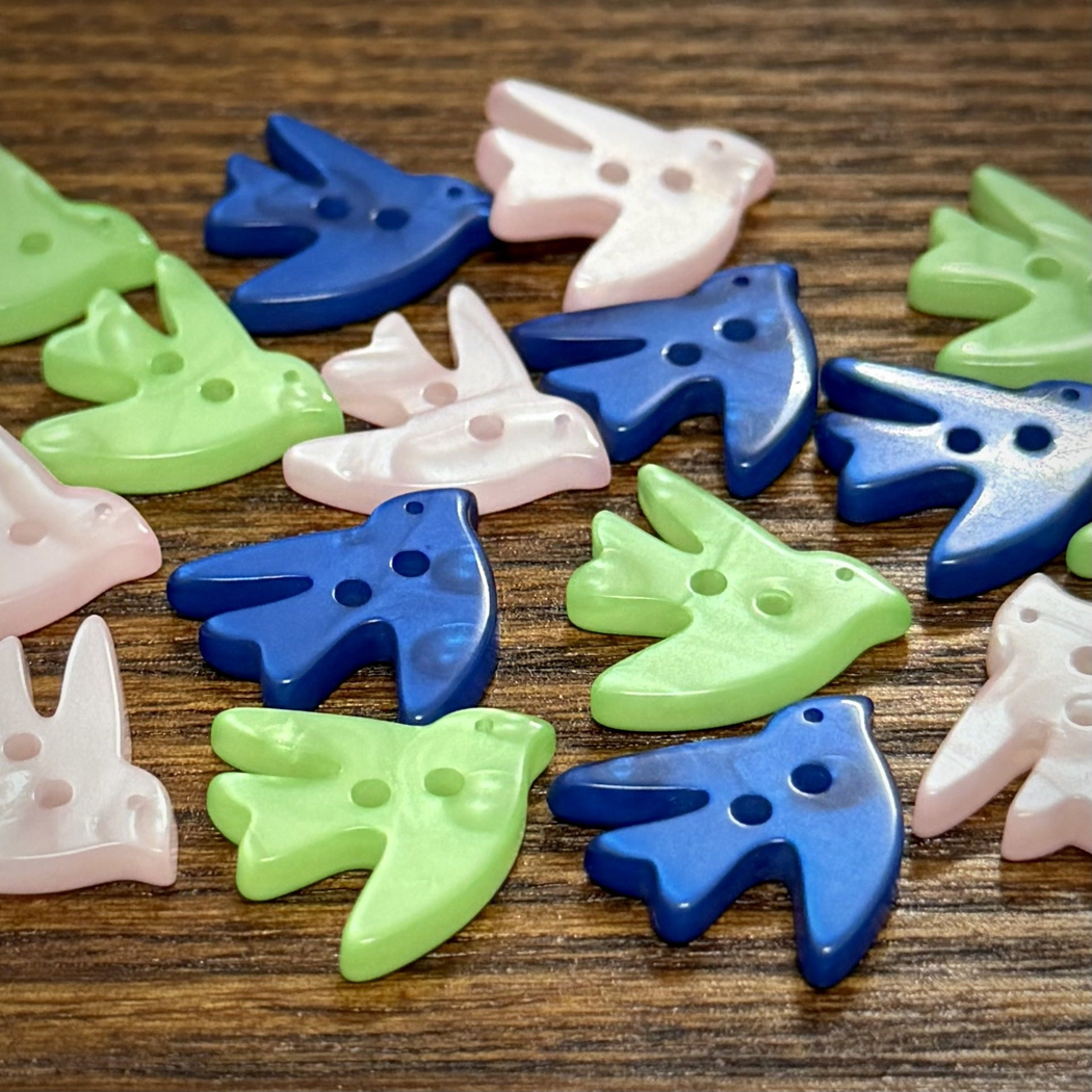 Bunli - DIY 10 Pack Swallow Glossy Button