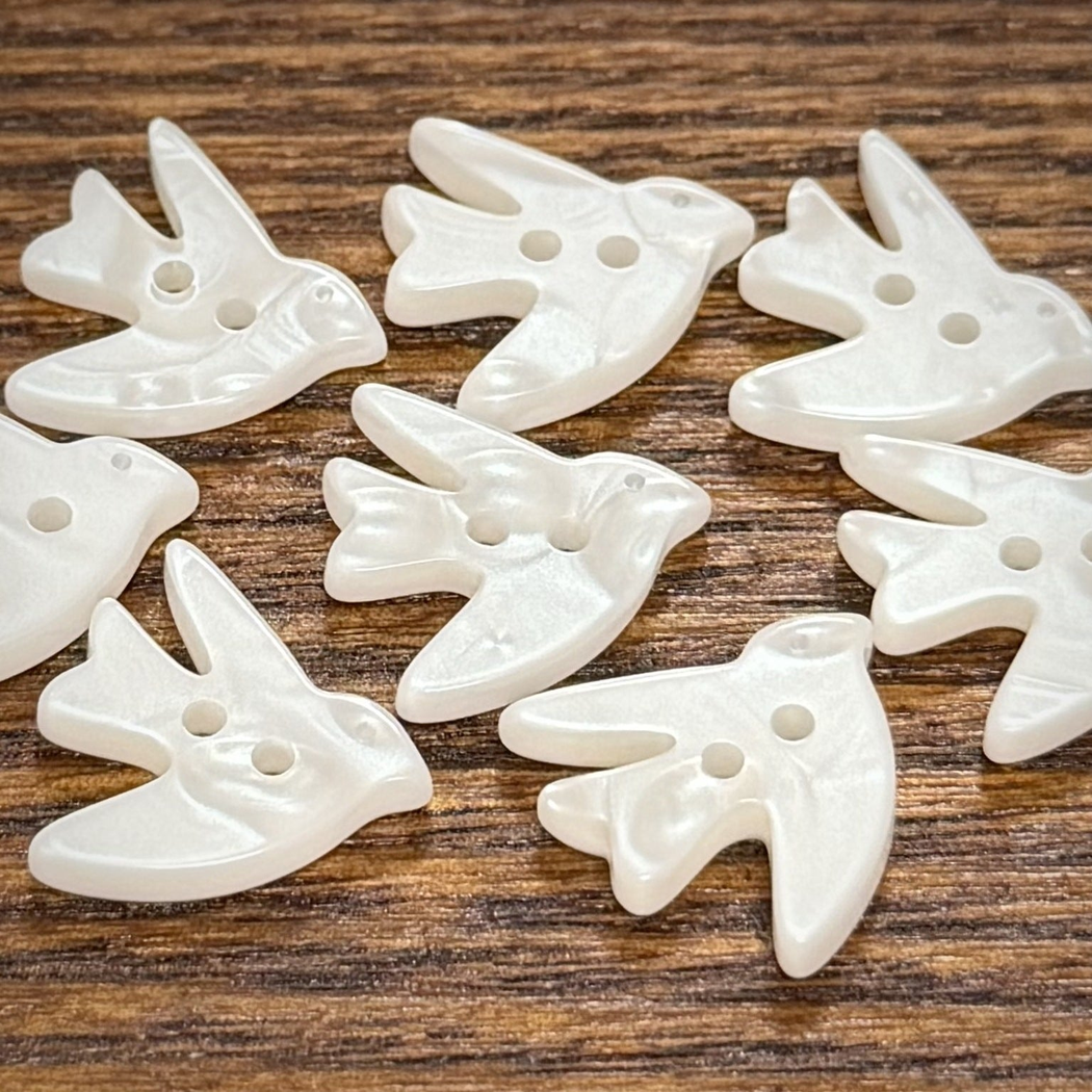 Bunli - DIY 10 Pack Swallow Glossy Button